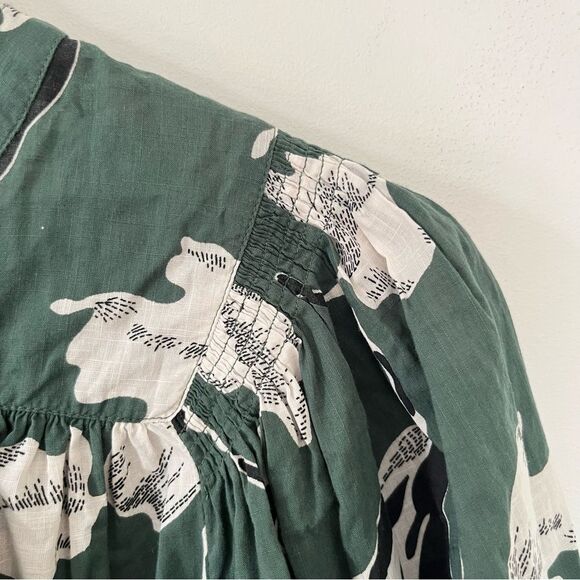 THE GREAT. Green Tale Floral Vintage Inspired Smocked Blouse - Picture 10 of 11